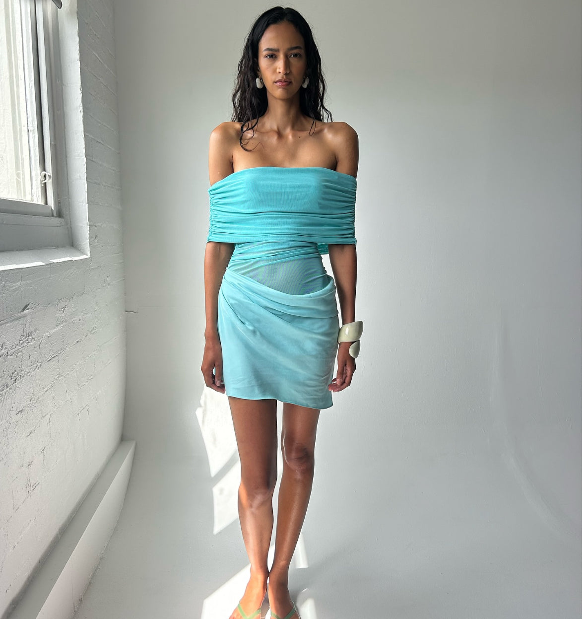 Benni Nico off shoulder aqua mini