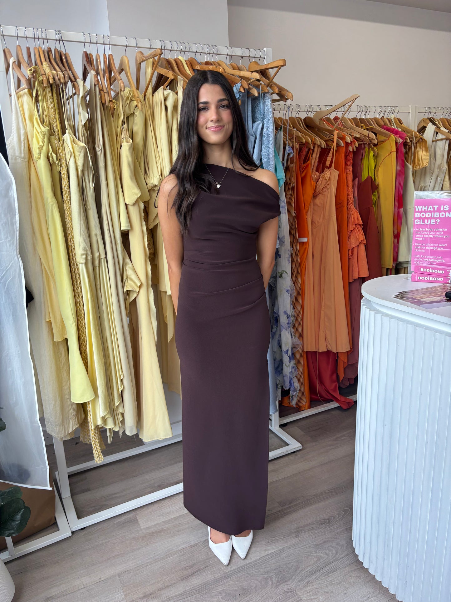 LEORA ASYM MAXI DRESS DARK
CHOCOLATE
