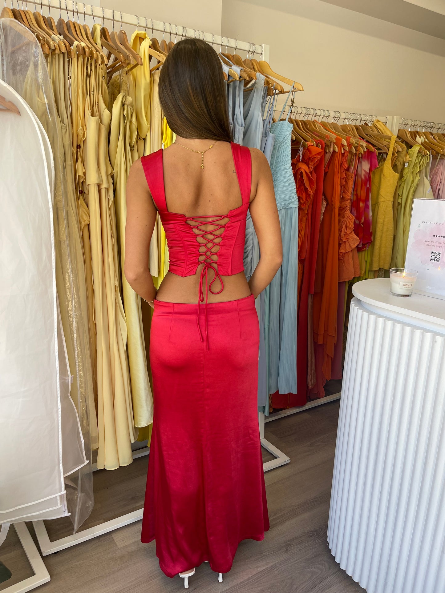 I am Delilah Valerie set cherry