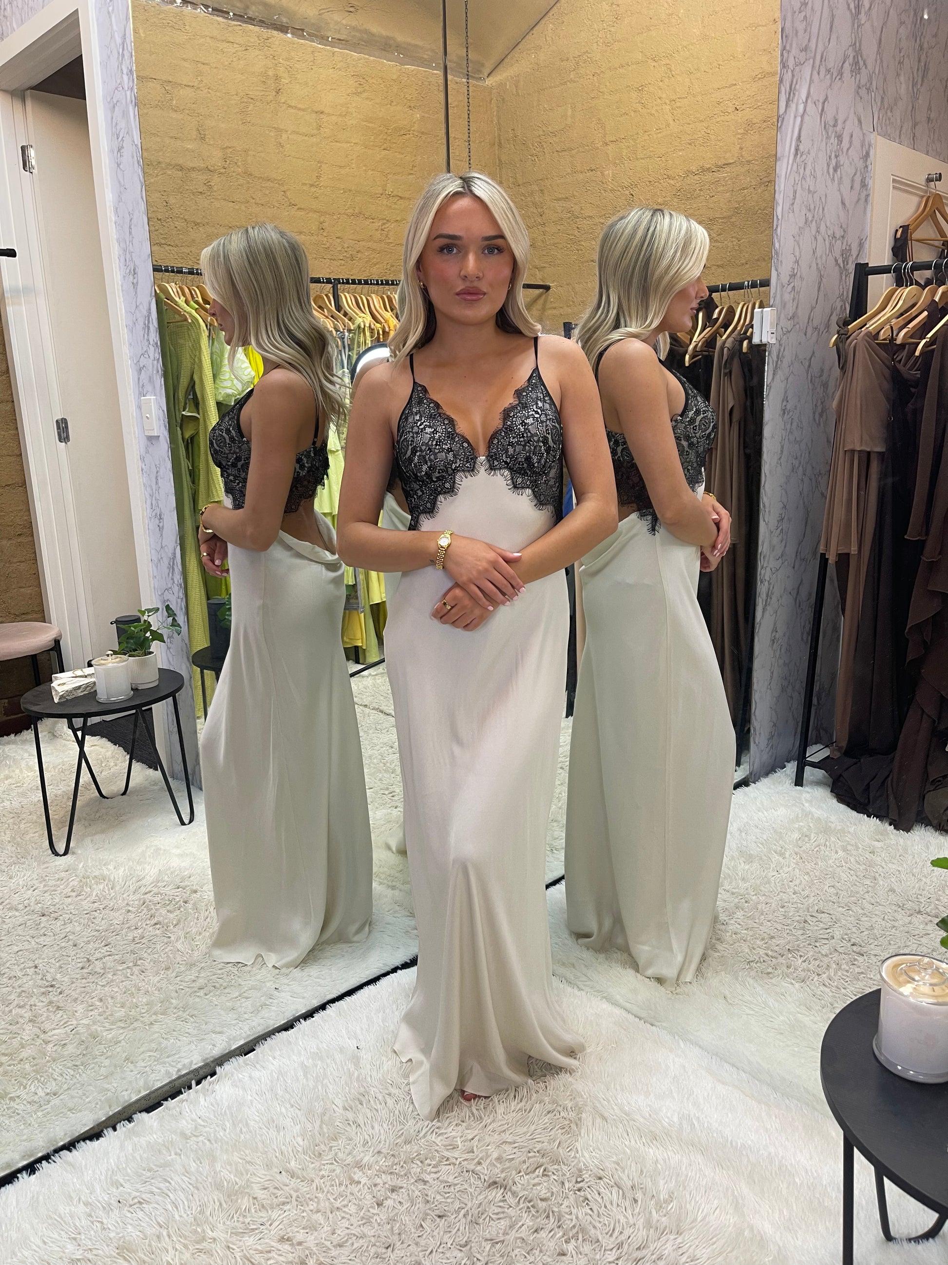 Emery Lace Maxi by Bec & Bridge Hire Me AU Emery Lace Maxi by Bec & Bridge Hire Me AU