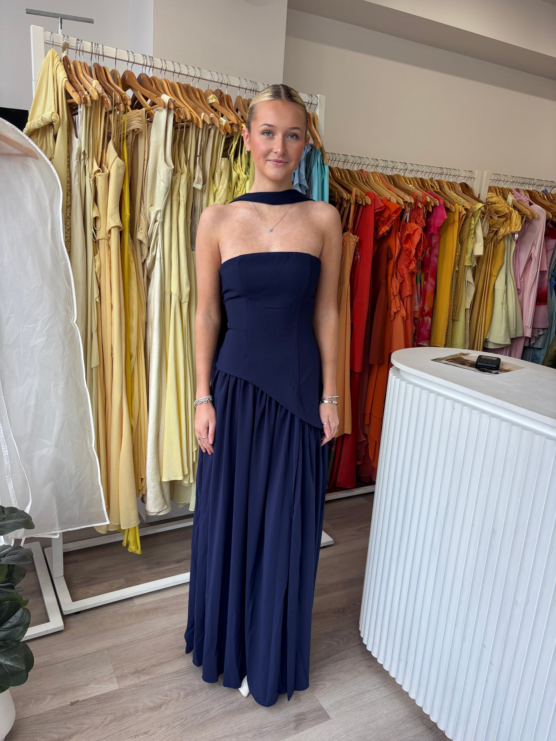 maliyah maxi dress Falling to a sweeping maxi length Maliyah maxi dress Navy