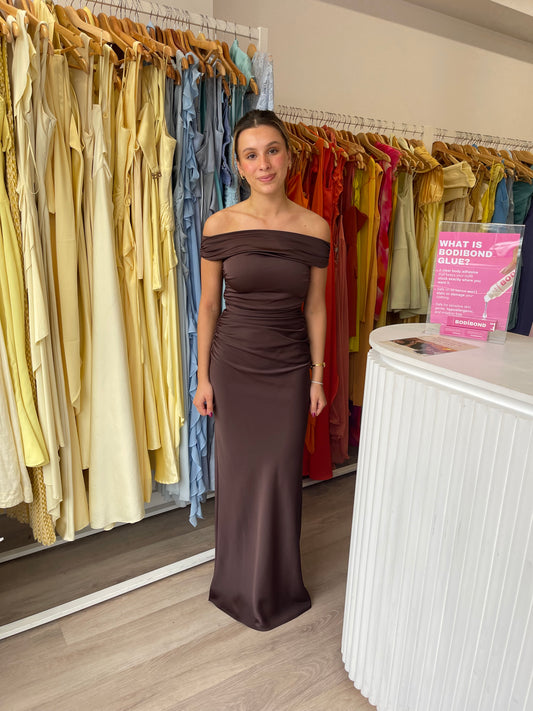 ETERNITY OFF SHOULDER MAXI
DARK CHOCOLATE Bec & Bridge