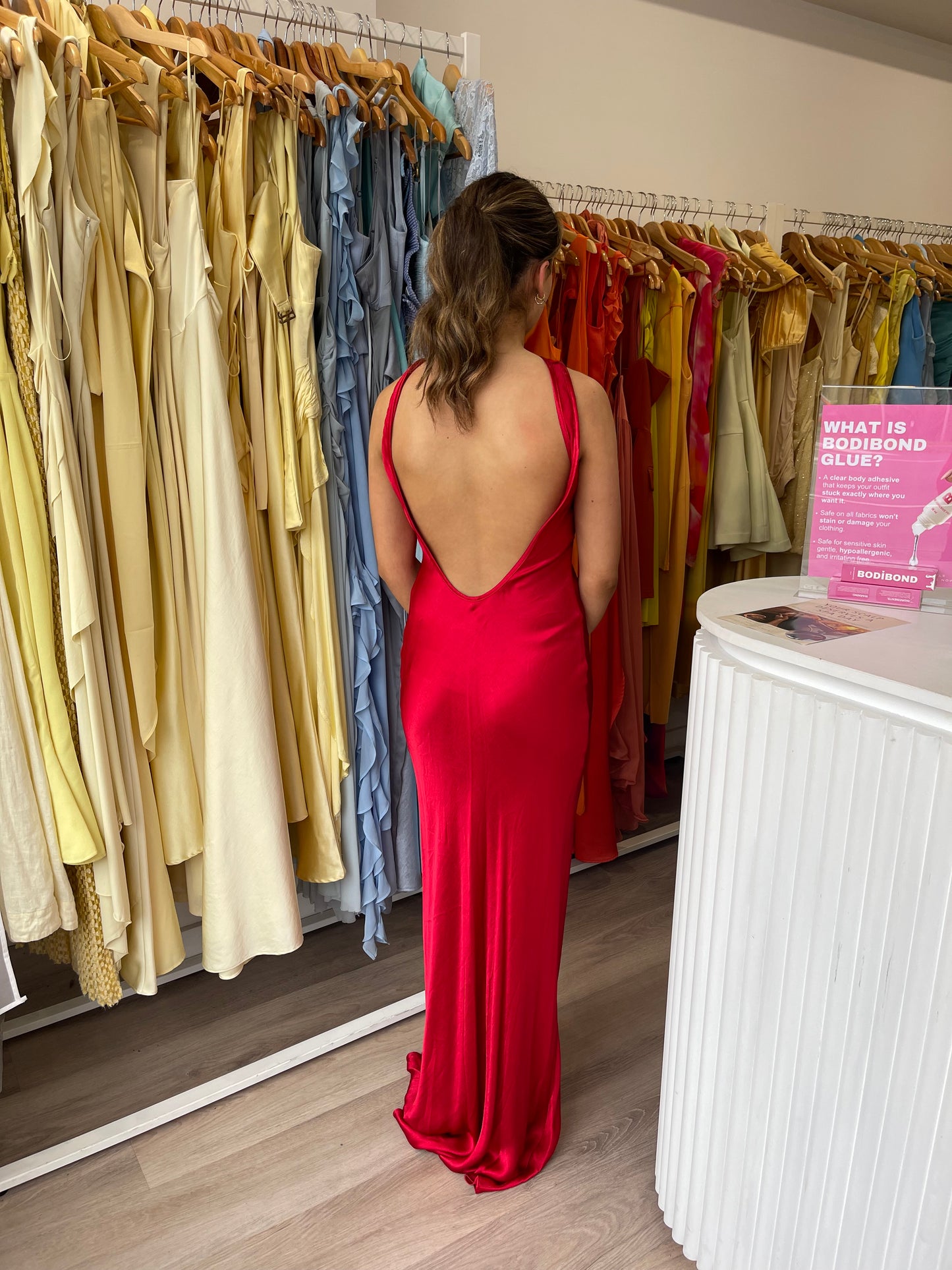 ELISIA TWIST MAXI DRESS
STRAWBERRY Bec & Bridge